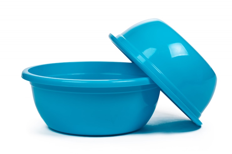 لگن پلاستیکی متوسط با طراحی ارگونومیک